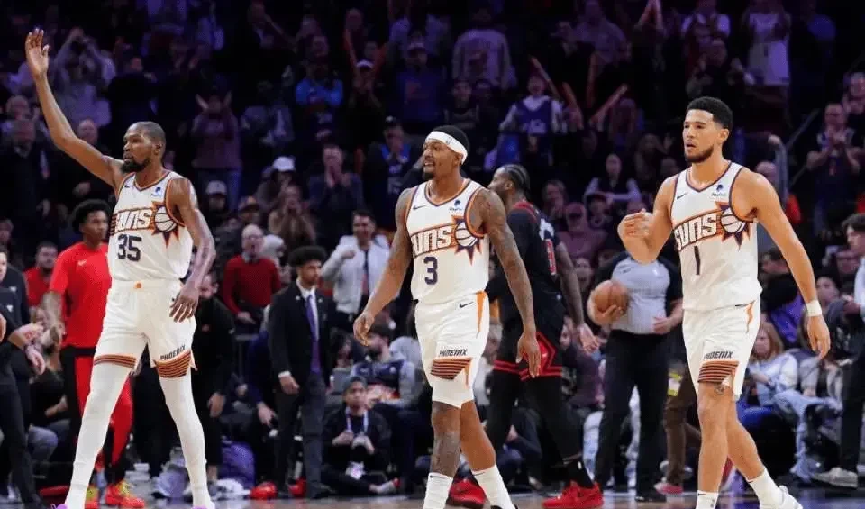 独行侠碾压76人，布克统治全场的简单介绍