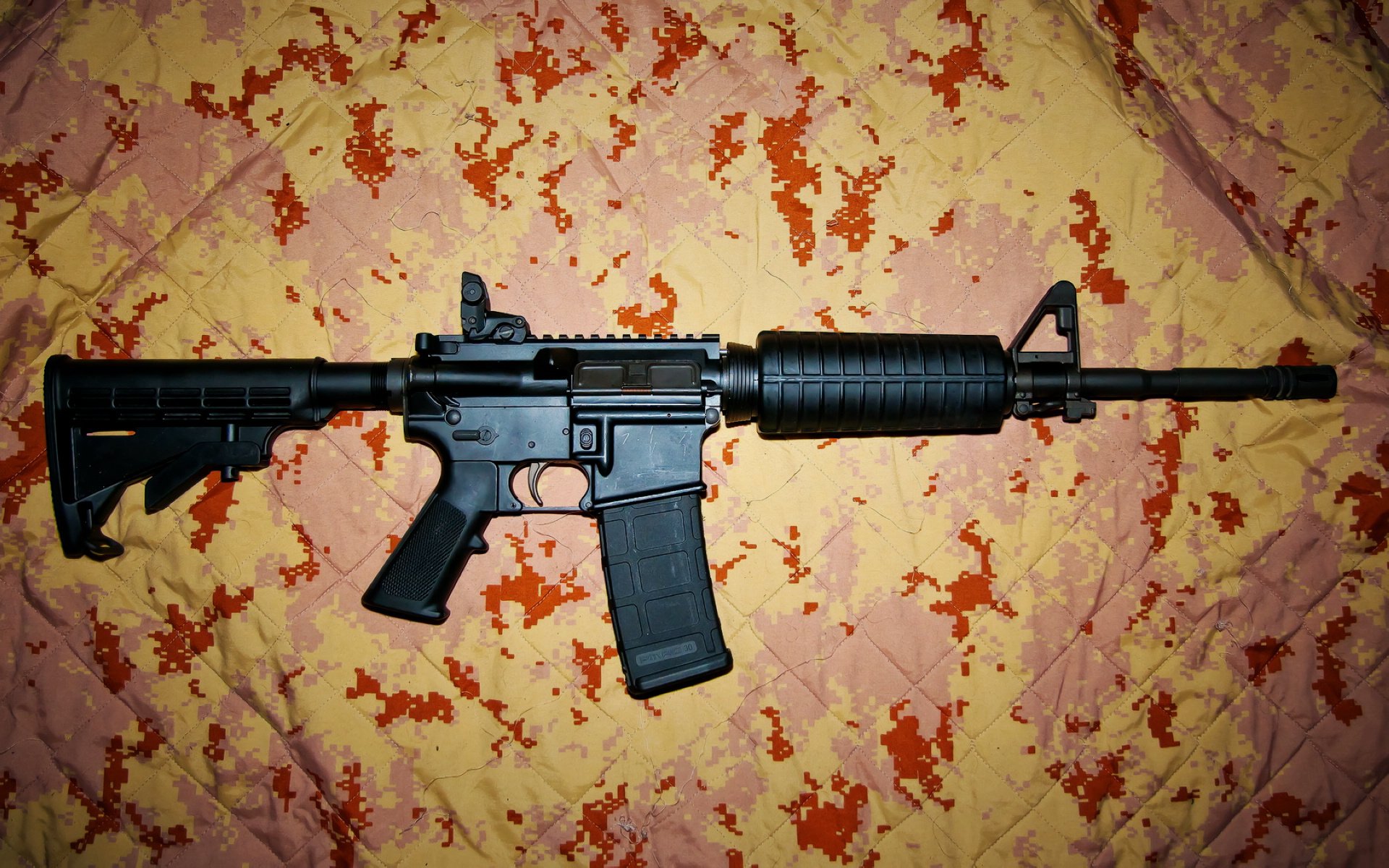 当最锋利的矛刺穿最坚固的盾，魔术戏法般逆转的背后，是米切尔亲手解构了勇士神话