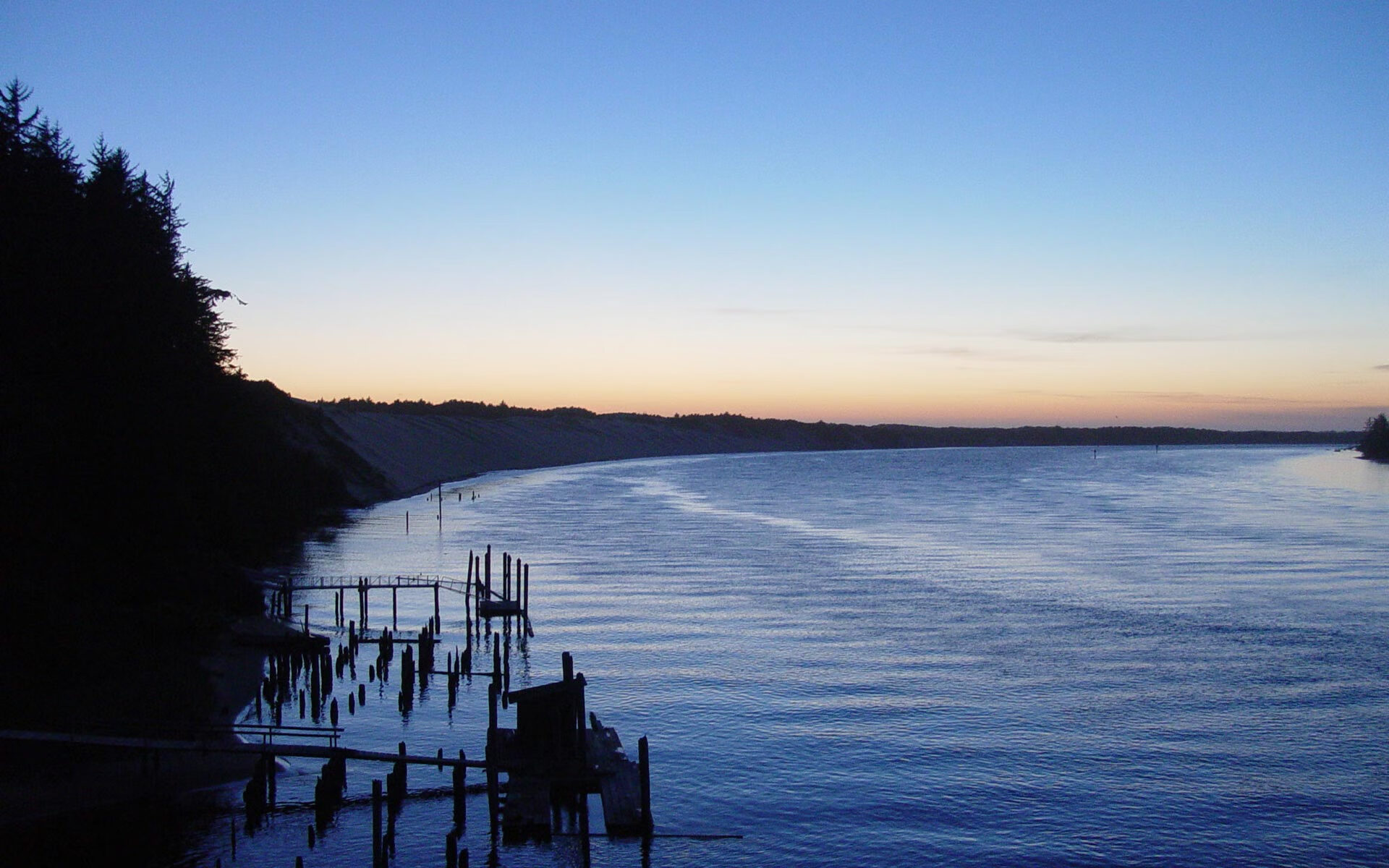 双重风暴，维尼修斯点燃数据宇宙，尼日利亚铁骑践踏圣西罗神话
