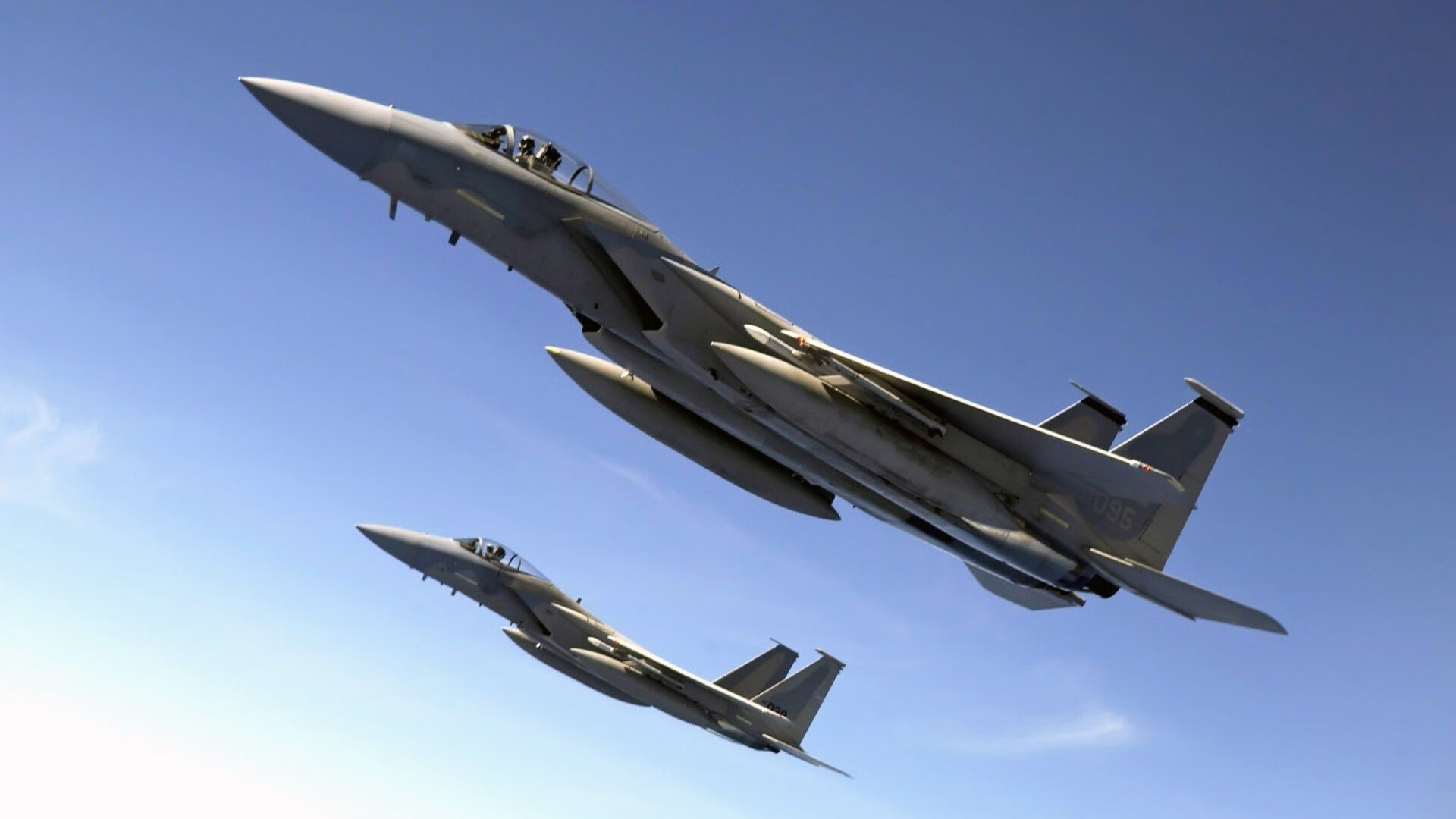 篮球双星闪耀，广东队碾压灰熊，杜兰特欧冠半决赛接管比赛