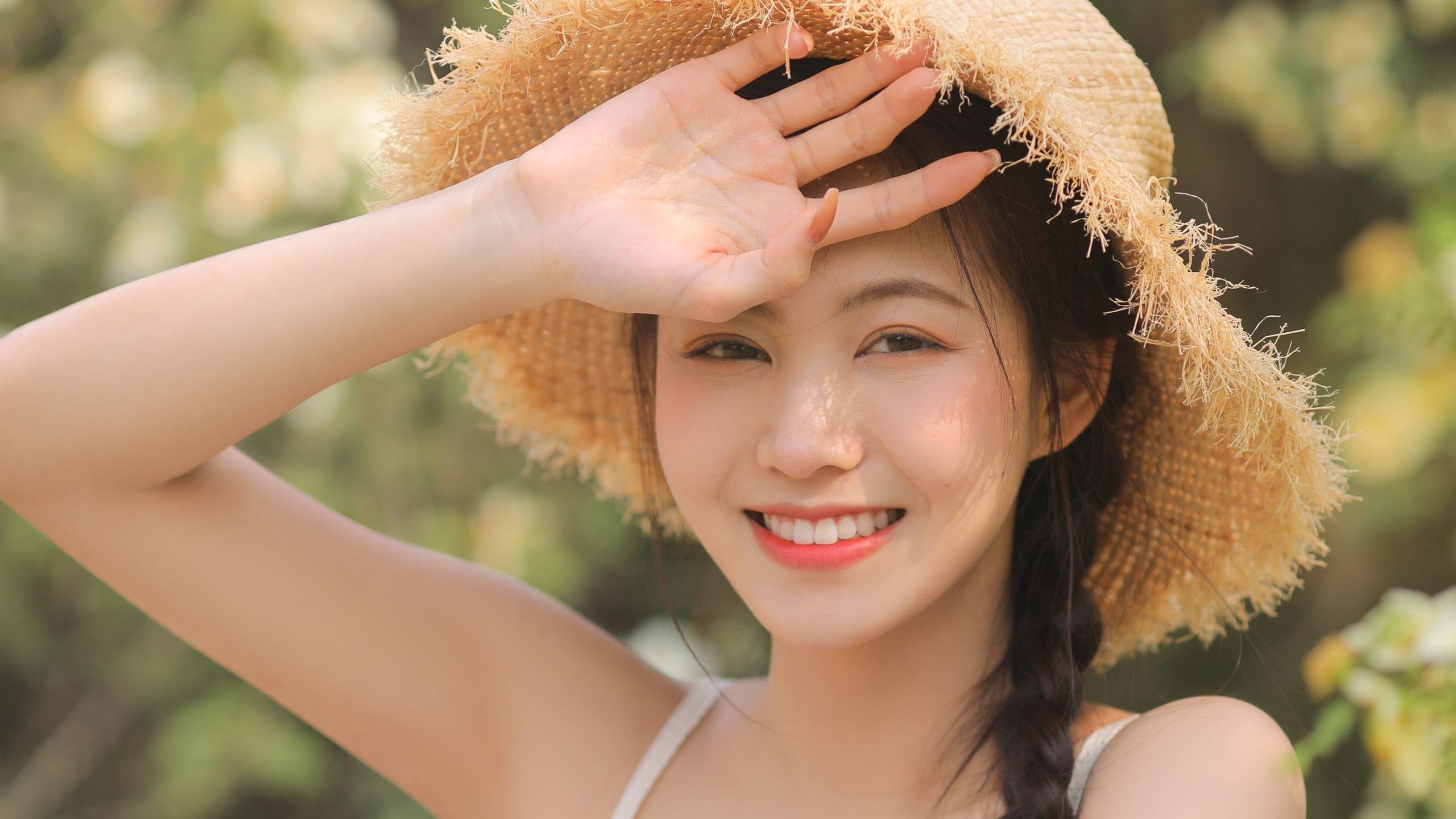 首先,我们为这篇文章构思一个能够抓住眼球并点明主题的标题